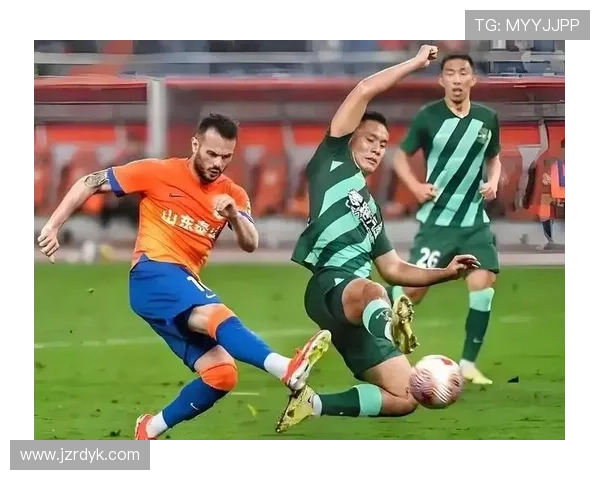 山东泰山防守经验丰富，近期稳定性下降对赛季表现造成一定影响