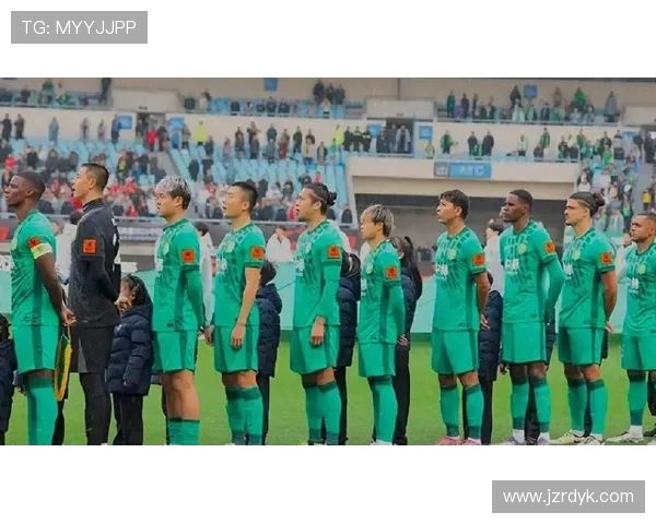 国安中场失控致全队节奏紊乱,结构失衡问题是否已成隐患? 国安中场失控致全队节奏紊乱,结构失衡问题是否已成隐患?