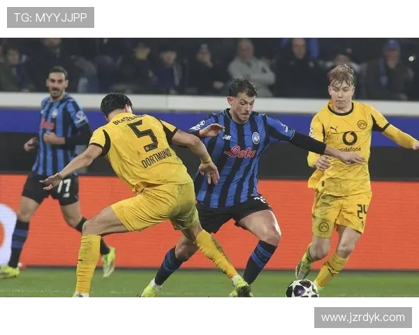 多特蒙德防线频频被打穿，问题不在个人，而在全队站位彻底乱了