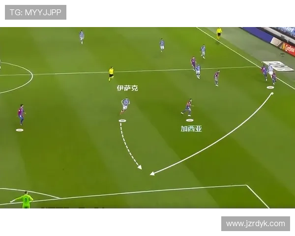 伊萨克面对顶级中卫的技术优势解析 伊萨克面对顶级中卫的技术优势解析